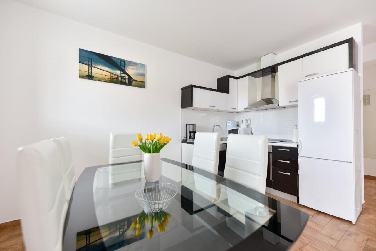 Apartments Villa Visnjik Zadar Ngoại thất bức ảnh