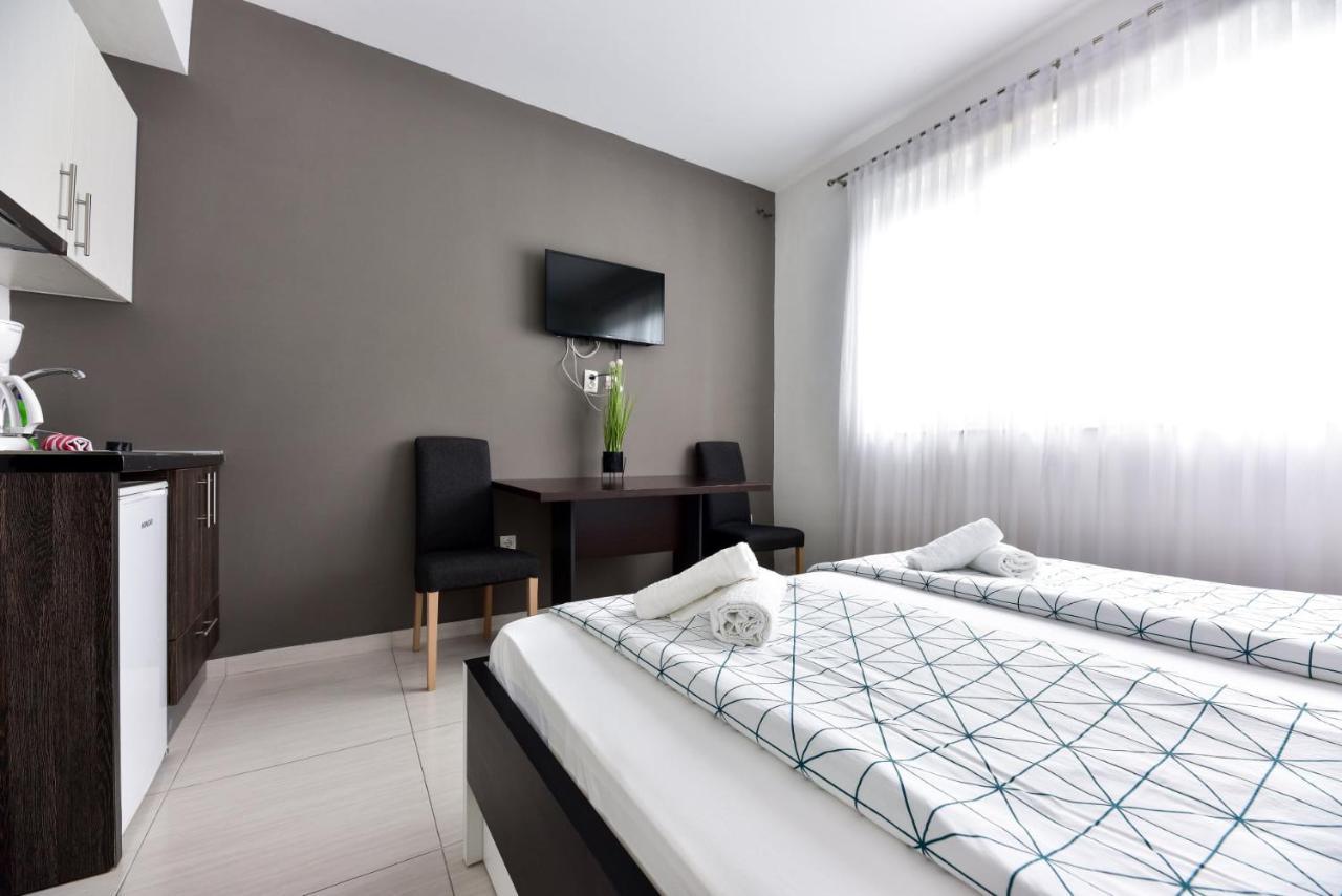 Apartments Villa Visnjik Zadar Ngoại thất bức ảnh